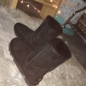 Short Black Ugg boots